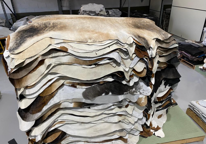 leather goods supplier