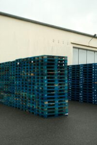 plastic pallets for sale